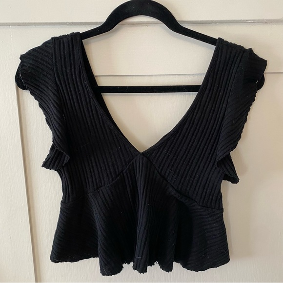 BLACK RUFFLE TANK TOP - Picture 1 of 2